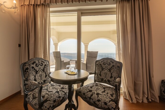 Imagen general del Hotel Wine Residence Cattunar. Foto 2