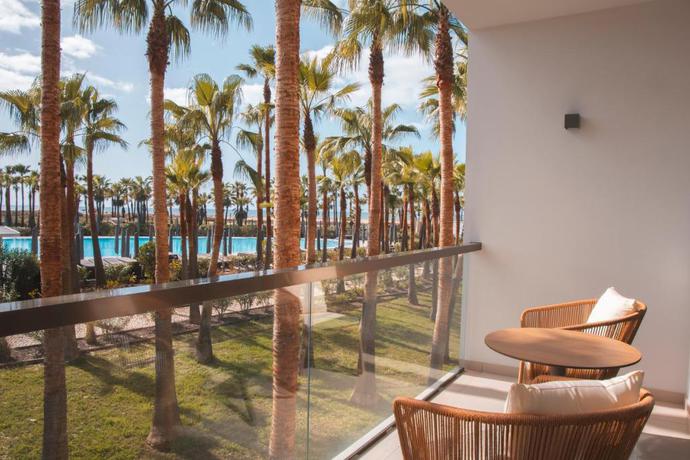 Imagen de los exteriores del Hotel Wine & Books by the Sea, Algarve Resort. Foto 13