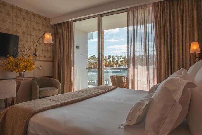 Imagen de la habitación del Hotel Wine & Books by the Sea, Algarve Resort. Foto 7