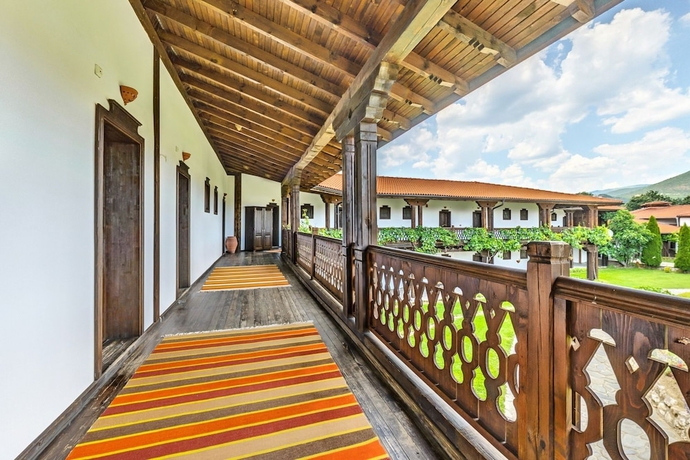 Imagen de la habitación del Hotel Wine and SPA Complex Starossel. Foto 4