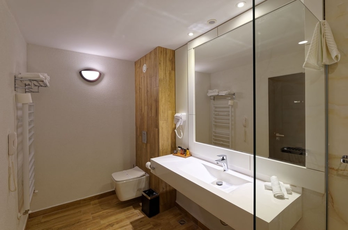 Imagen de la habitación del Hotel Wine and SPA Complex Starossel. Foto 5