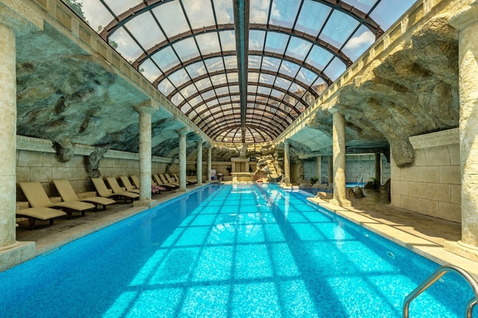 Imagen de la piscina del Hotel Wine and SPA Complex Starossel. Foto 17