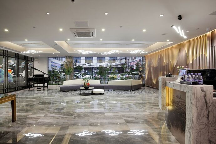 Imagen de los interiores del Hotel Wing Guilin - Central Square. Foto 37