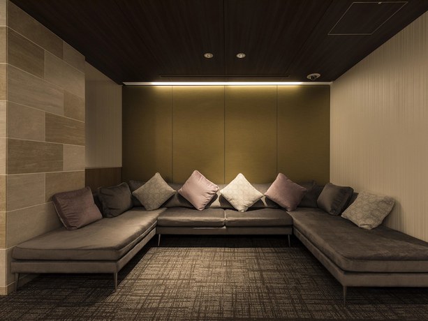 Imagen de los interiores del Hotel Wing International Hakata Shinkansenguchi. Foto 17