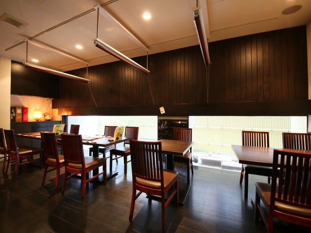 Imagen del bar/restaurante del Hotel Wing International Ikebukuro. Foto 2