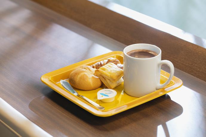 Imagen del bar/restaurante del Hotel Wing International Shimbashi Onarimon. Foto 4