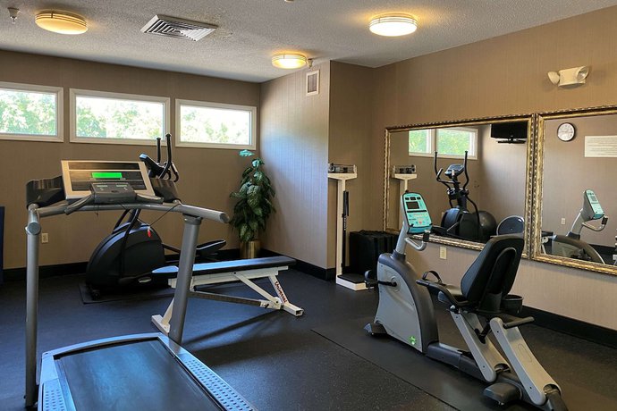 Imagen de los interiores del Hotel Wingate By Wyndham Ashland. Foto 7