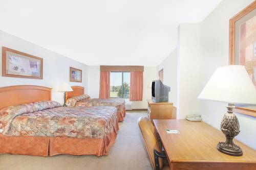 Imagen de la habitación del Hotel Wingate By Wyndham Bentonville. Foto 4