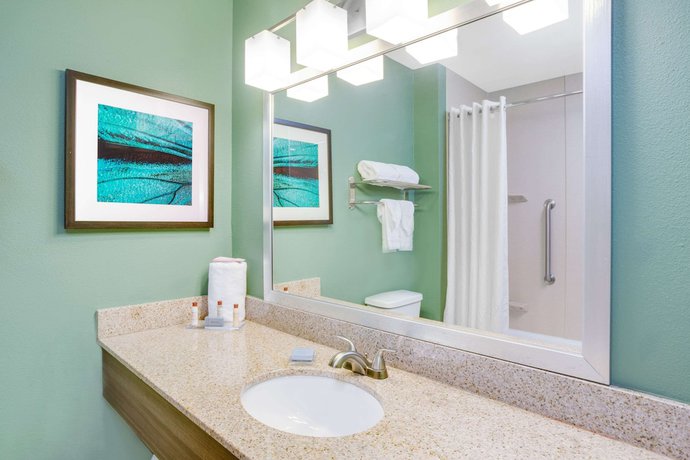 Imagen de la habitación del Hotel Wingate By Wyndham Bossier City, La. Foto 5