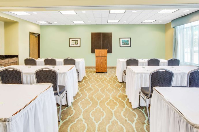 Imagen de los interiores del Hotel Wingate By Wyndham Bossier City, La. Foto 12