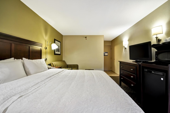 Imagen de la habitación del Hotel Wingate By Wyndham Charleston Coliseum. Foto 7