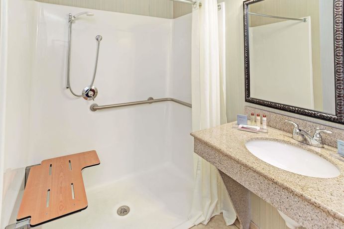 Imagen de la habitación del Hotel Wingate By Wyndham Charleston. Foto 10