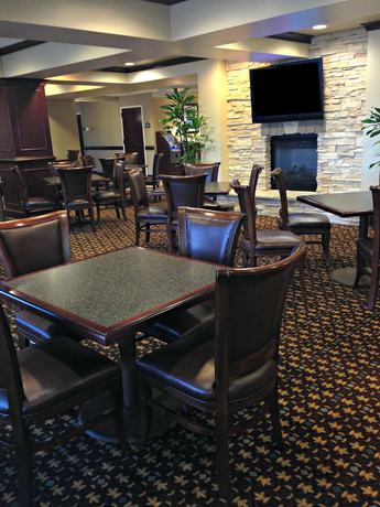 Imagen del bar/restaurante del Hotel Wingate By Wyndham Charleston. Foto 2