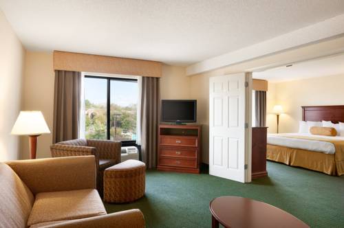 Imagen de la habitación del Hotel Wingate By Wyndham Chesapeake. Foto 3