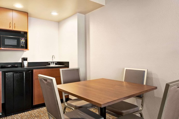 Imagen de la habitación del Hotel Wingate By Wyndham - Cincinnati - Blue Ash. Foto 10