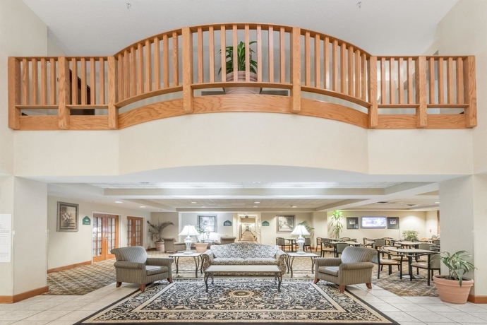 Imagen de los interiores del Hotel Wingate By Wyndham Dfw / North Irving. Foto 10