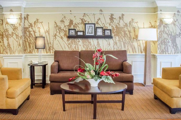 Imagen de los interiores del Hotel Wingate By Wyndham Dublin Near Claytor Lake State Park. Foto 12