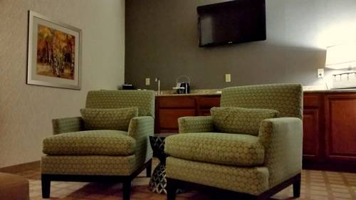 Imagen de la habitación del Hotel Wingate By Wyndham Elkins. Foto 6