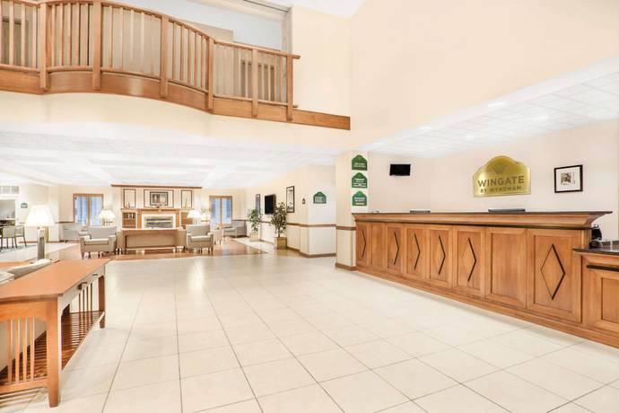 Imagen de los interiores del Hotel Wingate By Wyndham Ellicottville. Foto 17