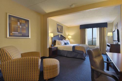 Imagen de la habitación del Hotel Wingate By Wyndham Erie. Foto 5