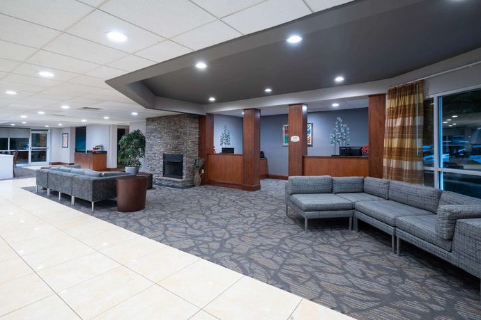 Imagen de los interiores del Hotel Wingate By Wyndham Fletcher At Asheville Airport. Foto 19