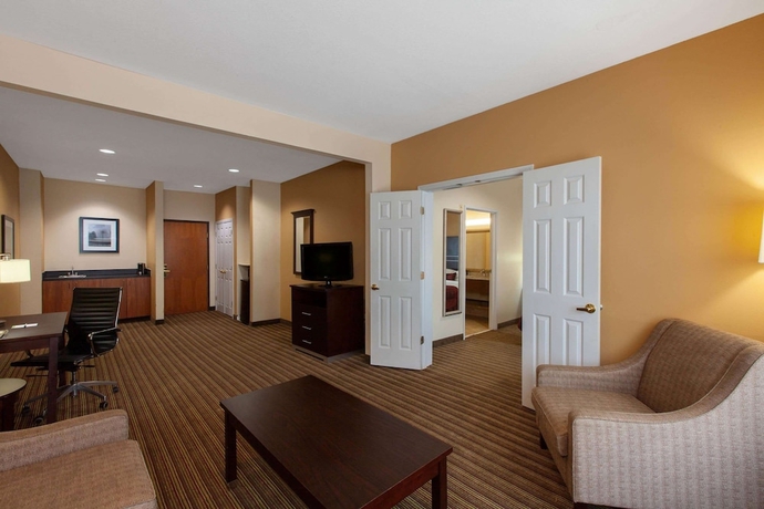Imagen de la habitación del Hotel Wingate By Wyndham - Houston/willowbrook. Foto 11