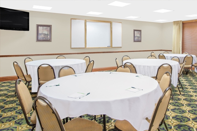 Imagen de los interiores del Hotel Wingate By Wyndham Lafayette Airport. Foto 15