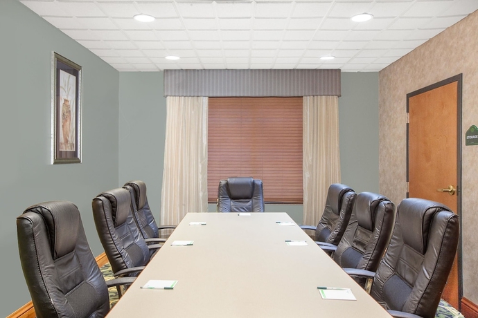 Imagen de los interiores del Hotel Wingate By Wyndham Lafayette Airport. Foto 17