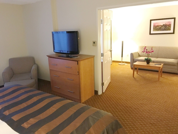 Imagen de la habitación del Hotel Wingate By Wyndham Louisville East. Foto 2