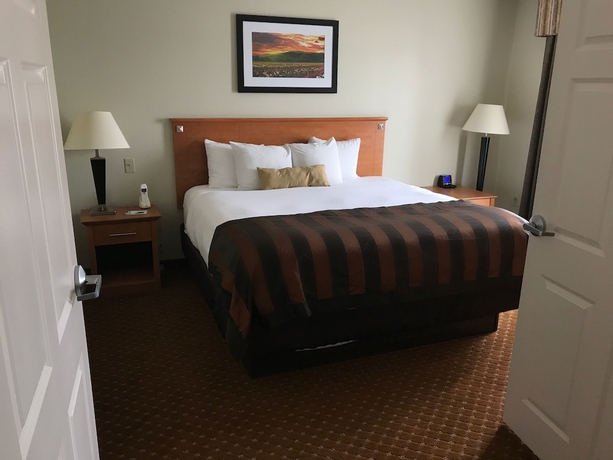 Imagen de la habitación del Hotel Wingate By Wyndham Louisville East. Foto 11