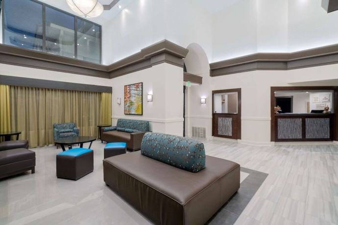 Imagen de los interiores del Hotel Wingate By Wyndham Memphis East. Foto 20