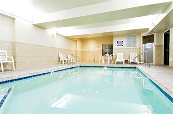 Imagen de la piscina del Hotel Wingate By Wyndham Moses Lake. Foto 11