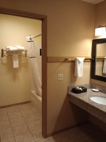 Imagen de la habitación del Hotel Wingate By Wyndham Mount Vernon. Foto 17