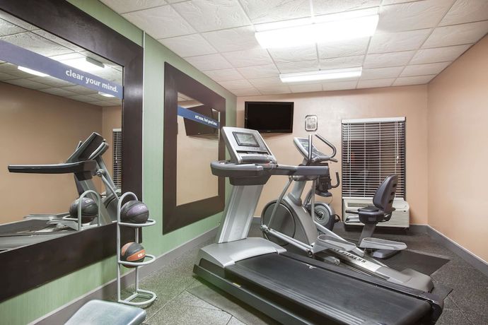 Imagen de los interiores del Hotel Wingate By Wyndham North Little Rock. Foto 14
