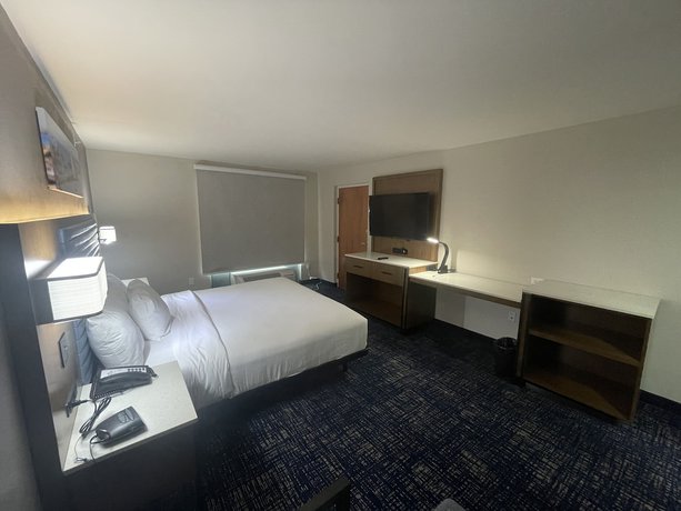 Imagen de la habitación del Hotel Wingate By Wyndham Panama City Area Lynn Haven. Foto 5
