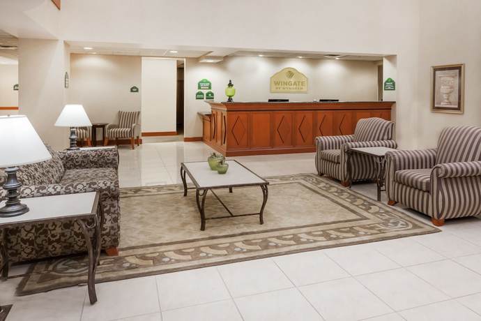 Imagen de los interiores del Hotel Wingate By Wyndham Peoria. Foto 17