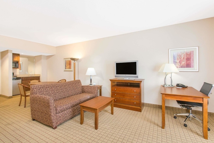 Imagen de la habitación del Hotel Wingate By Wyndham Savannah/pooler. Foto 10