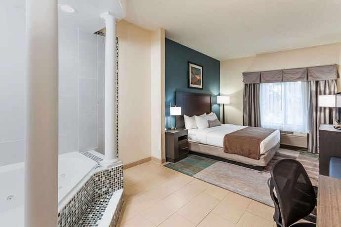 Imagen de la habitación del Hotel Wingate By Wyndham Schaumburg. Foto 12