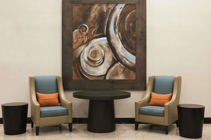 Imagen de los interiores del Hotel Wingate By Wyndham Schaumburg. Foto 20