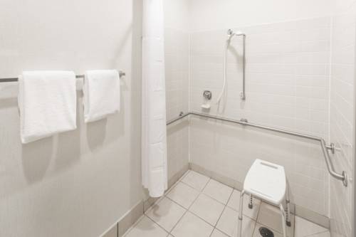 Imagen de la habitación del Hotel Wingate By Wyndham Shreveport Airport. Foto 11