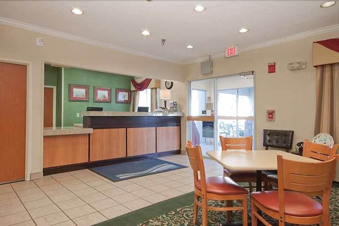 Imagen de los interiores del Hotel Wingate By Wyndham Sioux City. Foto 14