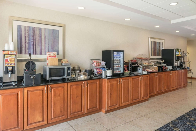 Imagen del bar/restaurante del Hotel Wingate By Wyndham Spokane Airport. Foto 4