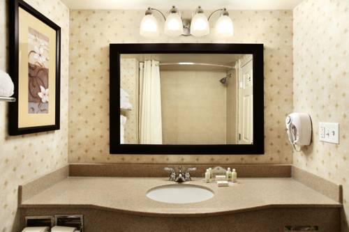 Imagen de la habitación del Hotel Wingate By Wyndham St. Charles. Foto 8