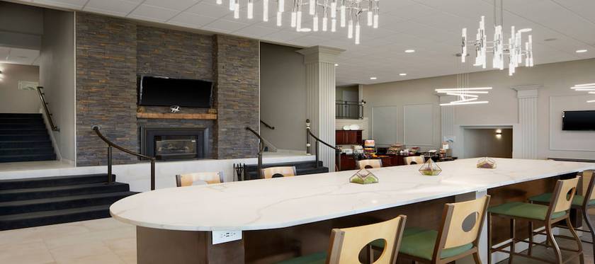 Imagen del bar/restaurante del Hotel Wingate By Wyndham St. Clairsville/wheeling. Foto 2
