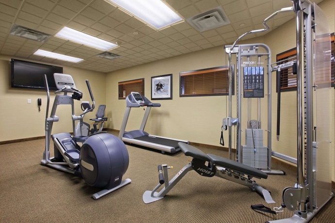 Imagen de los interiores del Hotel Wingate By Wyndham State Arena Raleigh/cary. Foto 9