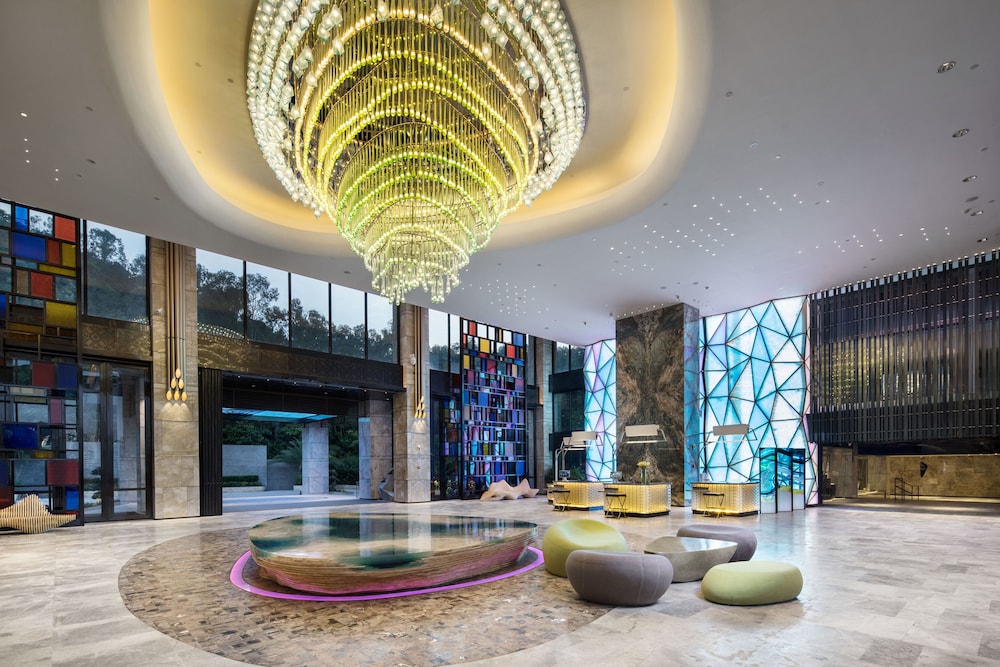 Imagen de los interiores del Hotel Wingate Sanya Luhuitou. Foto 15