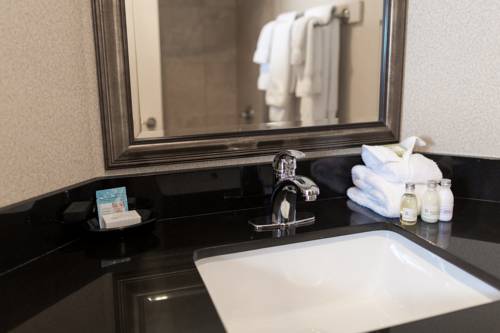 Imagen de la habitación del Hotel Wingate by Wyndham Bellingham Heritage Inn. Foto 4