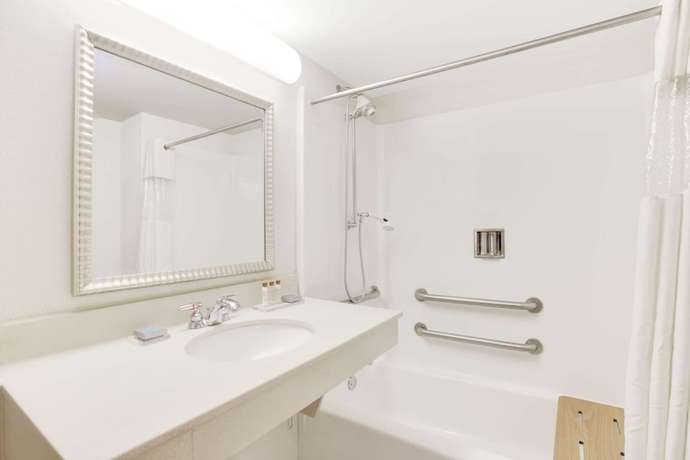 Imagen de la habitación del Hotel Wingate by Wyndham Bridgeport/Clarksburg. Foto 10
