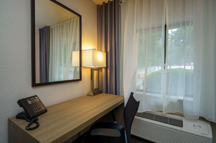 Imagen de la habitación del Hotel Wingate by Wyndham Brunswick GA / I-95. Foto 5