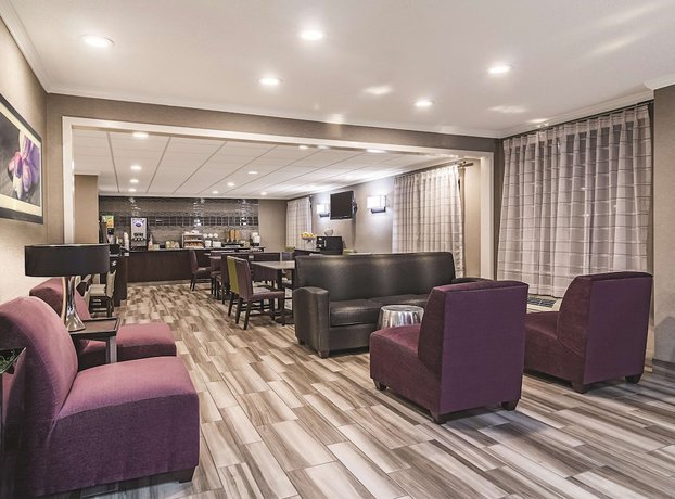 Imagen del bar/restaurante del Hotel Wingate by Wyndham Brunswick GA / I-95. Foto 2